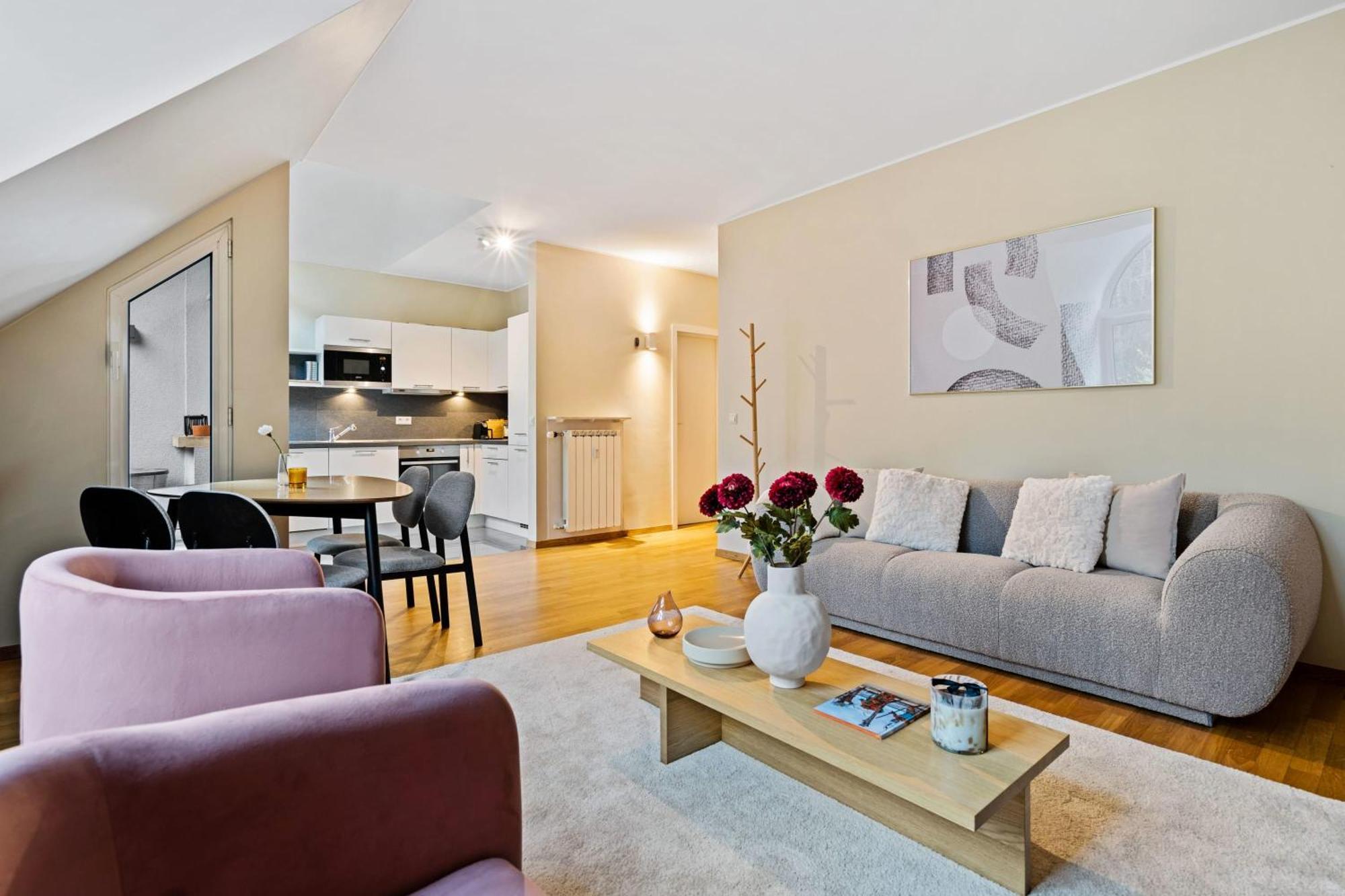 Chic 2Br Stay In Luxembourg With Free Parking Exterior photo