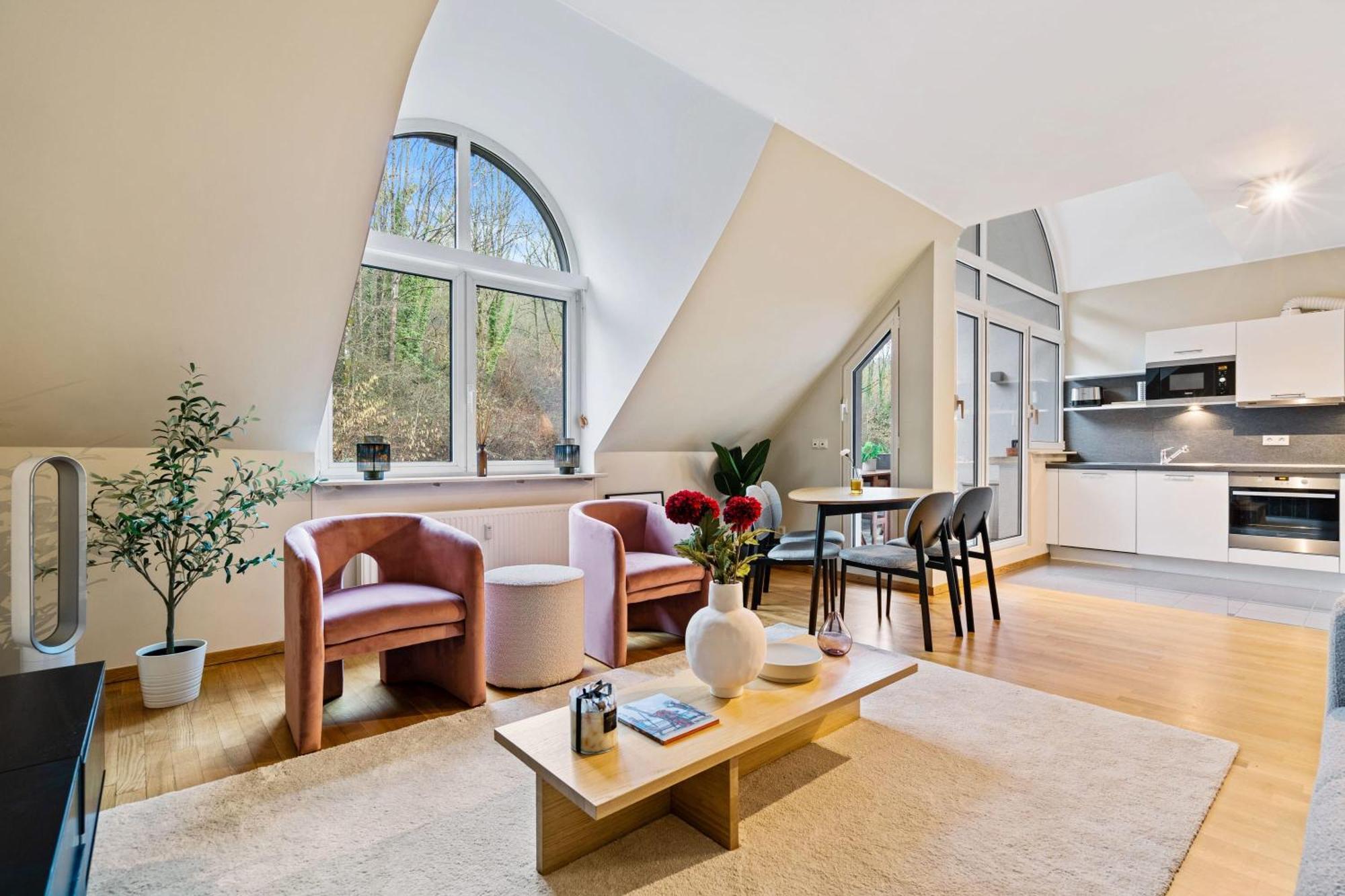 Chic 2Br Stay In Luxembourg With Free Parking Exterior photo